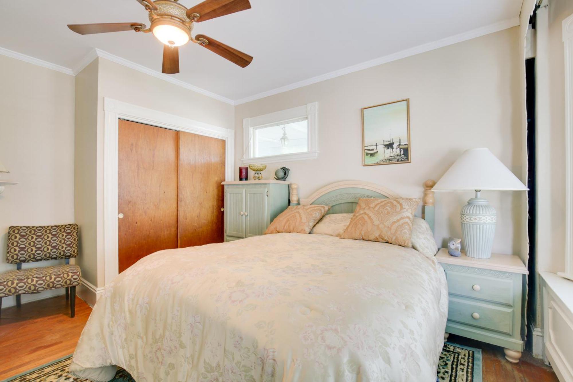 Quaint Beverly Townhome Walk To Beach And Downtown! ภายนอก รูปภาพ