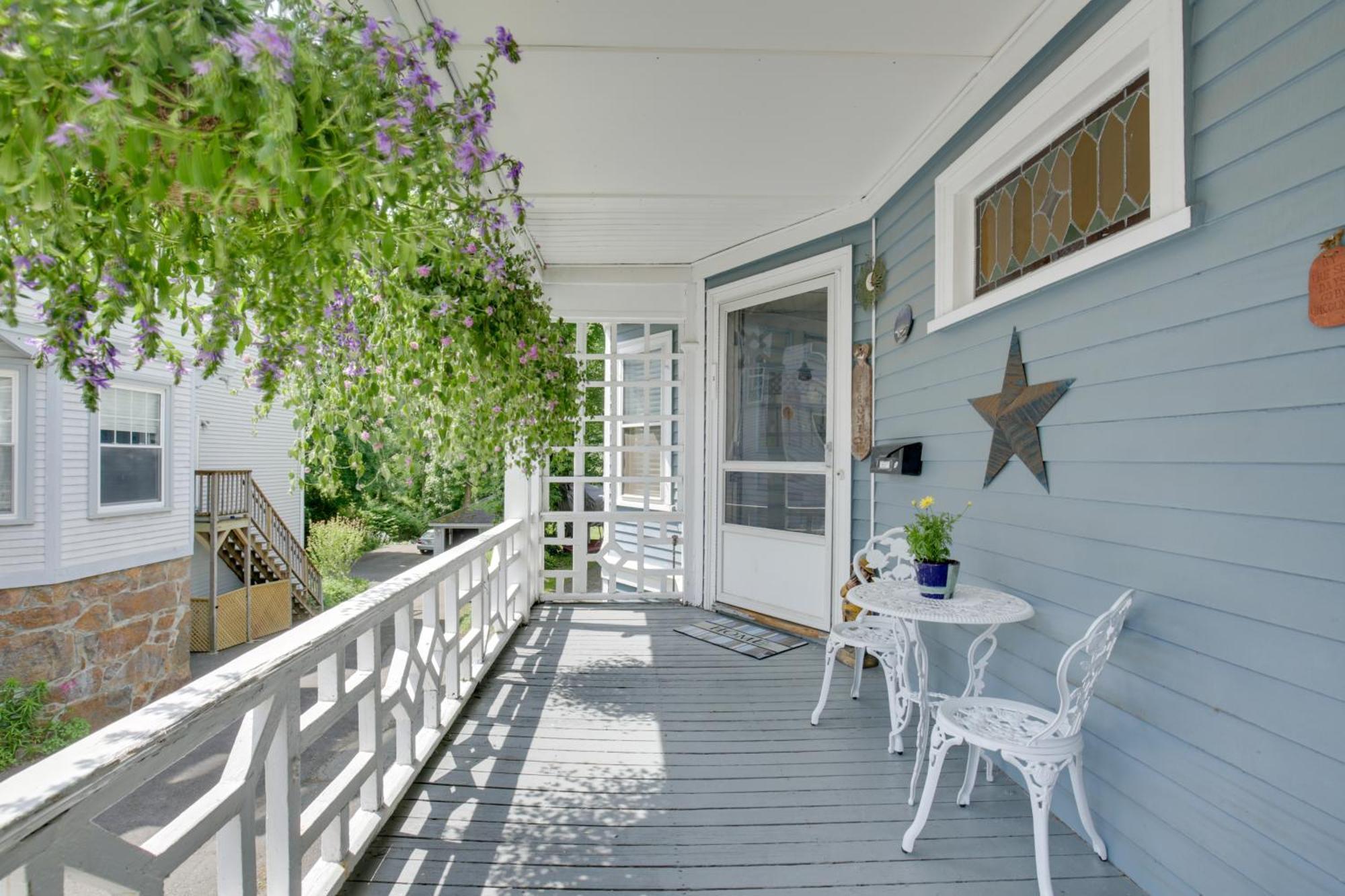 Quaint Beverly Townhome Walk To Beach And Downtown! ภายนอก รูปภาพ